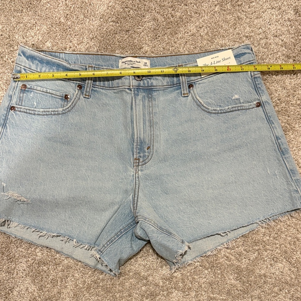 Abercrombie A-line denim shorts